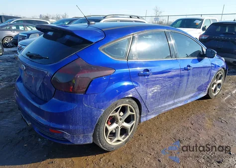 2014 Ford Focus St z USA, uszkodzony, nr VIN 1FADP3L95EL354309